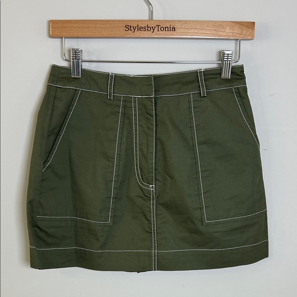 En Saison Pants - Anthropologie En Saison Skort Hunter Green Pockets Short Skirt Sz S NEW